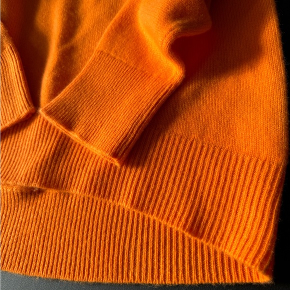 Van Kukil Kashmir cashmere size small orange women’s sweater. - Picture 7 of 11